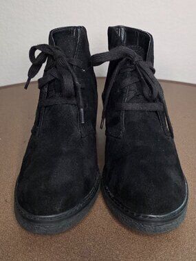 Universal Thread Black Suede Ankle Booties Block Heel Lace Up Women’s 6.5